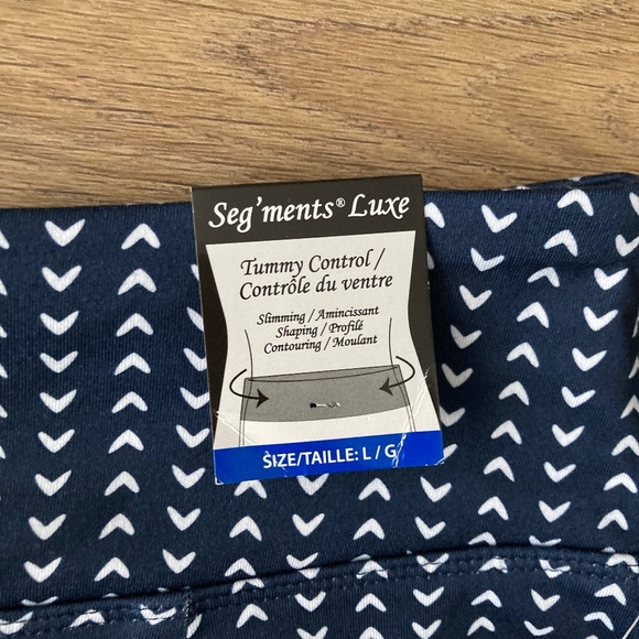 NWT Seg’ments Luxe Skort - L - Picture 8 of 12